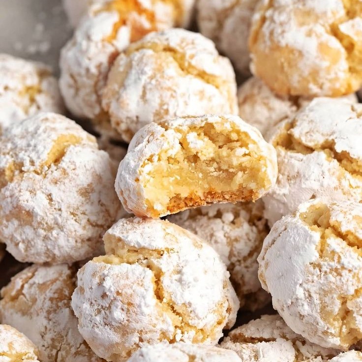 Amaretti Cookies (Italian Recipe)